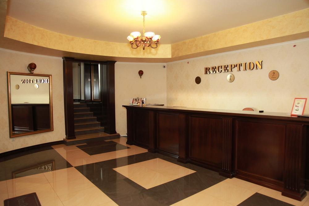 Hotel Majestic Iasi Bagian luar foto
