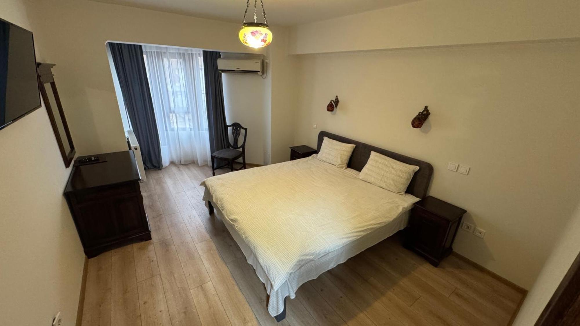 Hotel Majestic Iasi Bagian luar foto